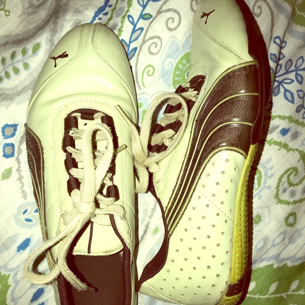 Puma Sneakers